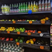 Fresh produce shelf